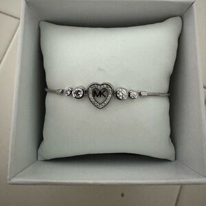 Micheal kors bracelet